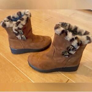 Patrizia Spring Step. Leopard Trim Cozy Button Boots.
Size 8.5. European 39.
